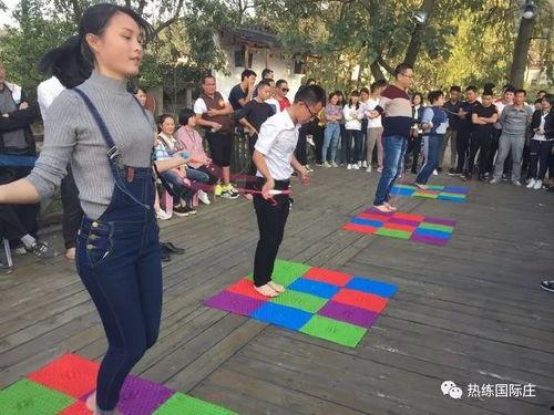 国产指压板跳绳视频,挑战极限！国产指压板跳绳视频带你领略运动风采